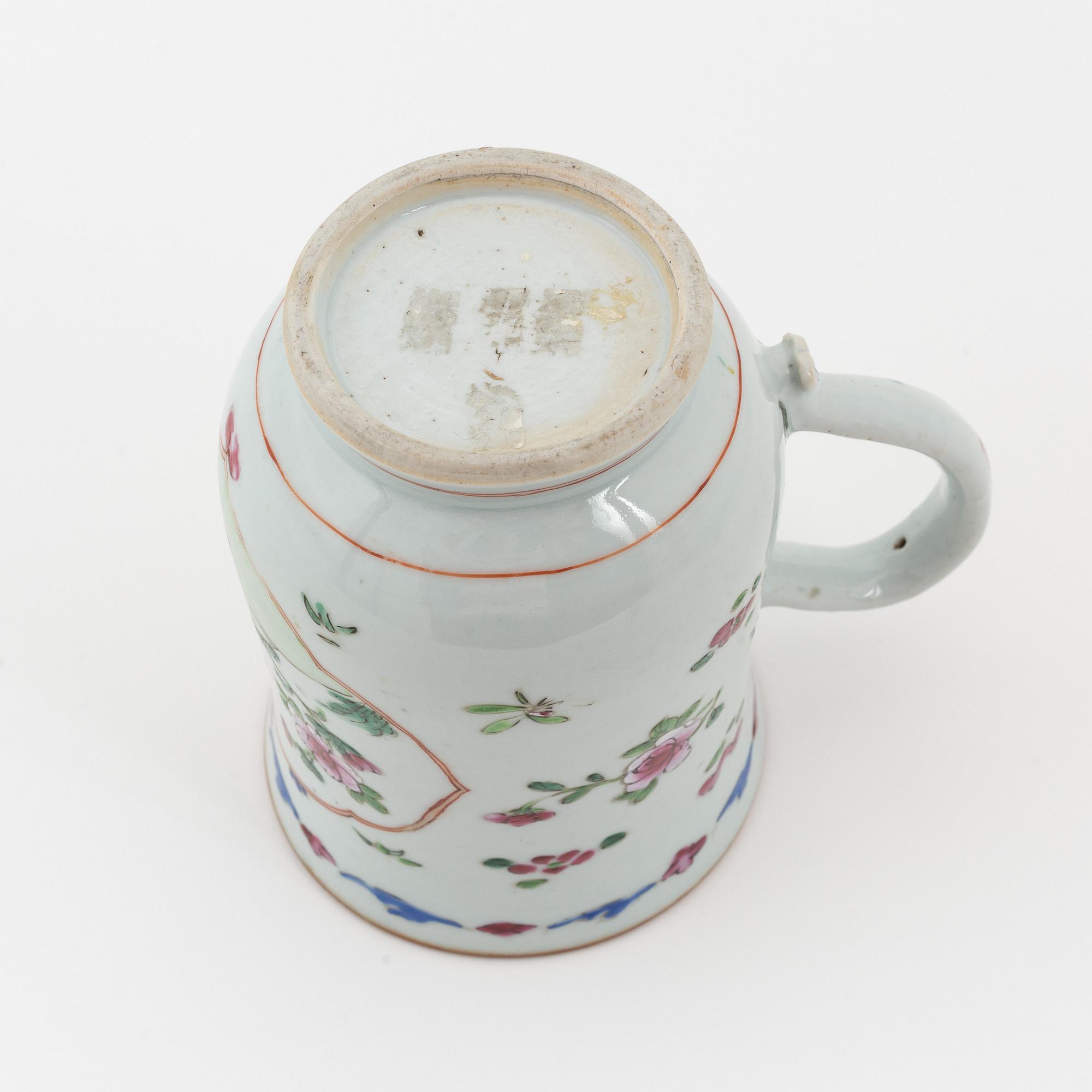 A famille rose jug, Qing dynasty, Qianlong (1736-95).