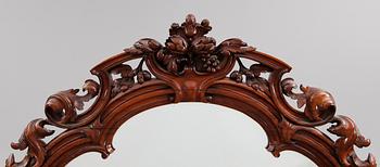 GOLVSPEGEL, rokokostil, 1800-talets andra hälft.