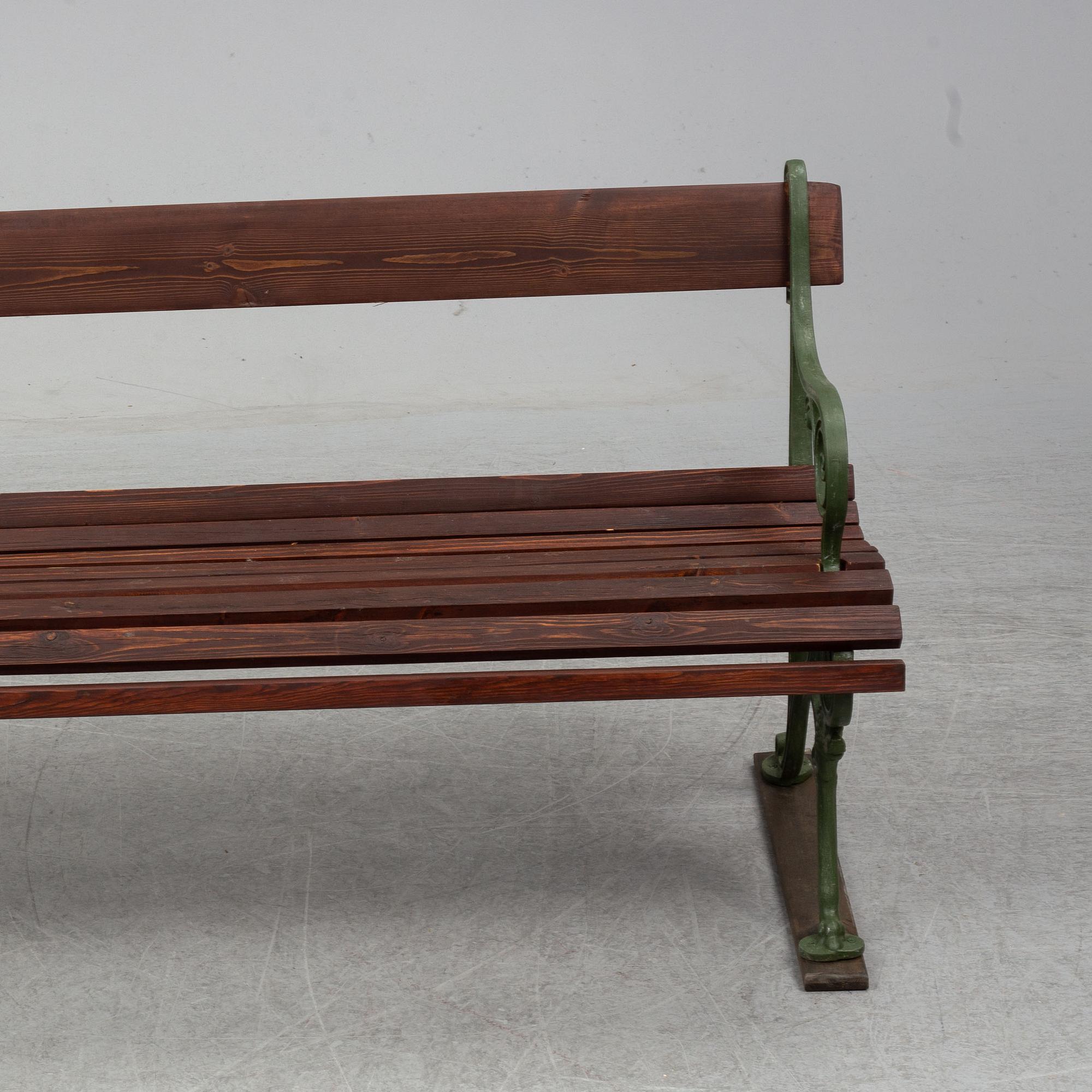 A garden sofa, first half of the 20th century.