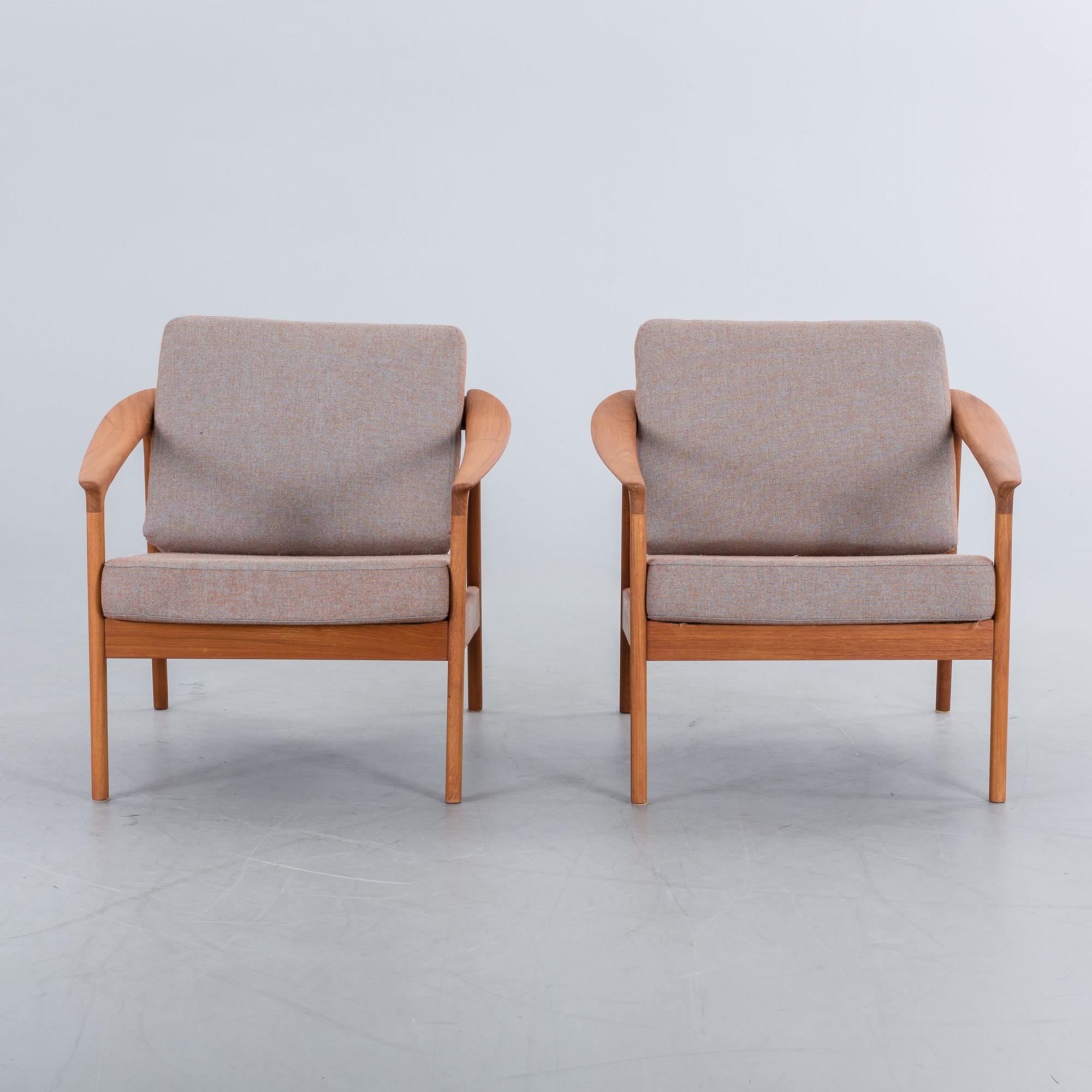 FOLKE OHLSSON, a pair of armchairs, Bodafors,
