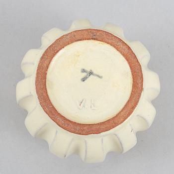 Two earthenware vases by Vicke Lindstrand, Uppsala Ekeby.