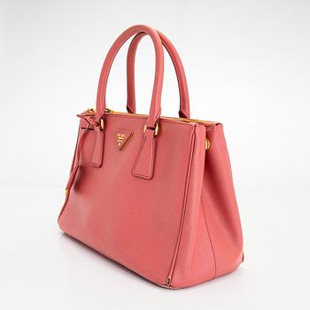 Prada, A 'Galleria Saffiano' Bag.