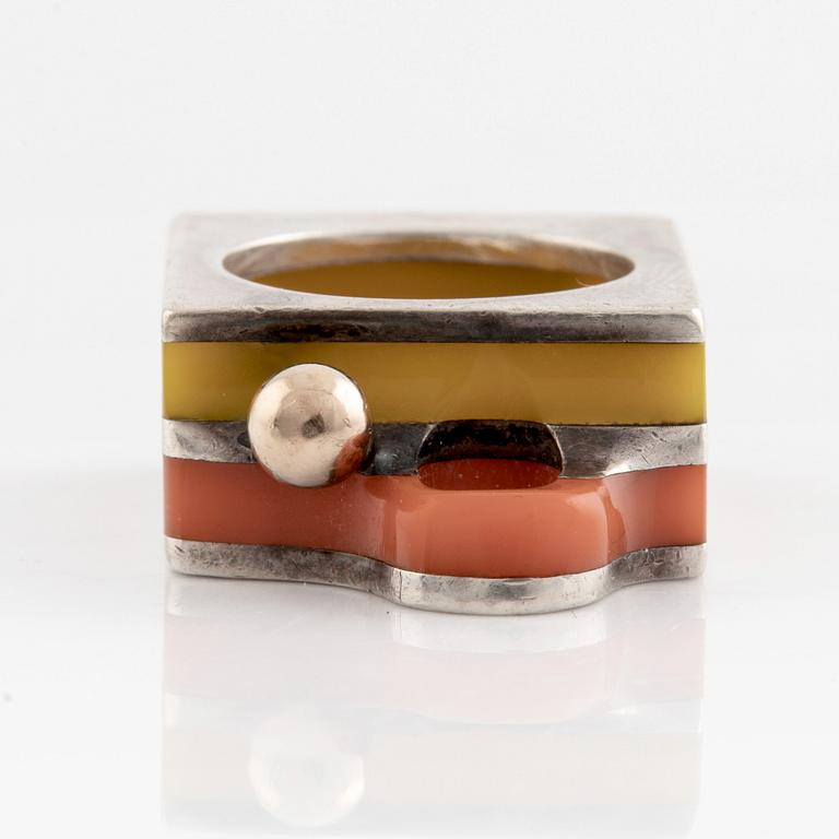 Ring, Bengt Bellander, silver och plast.