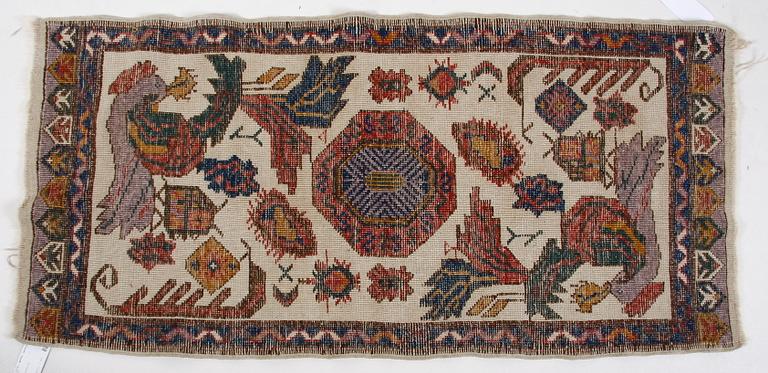 MATTA, anatolisk. Ca 117 x 57.