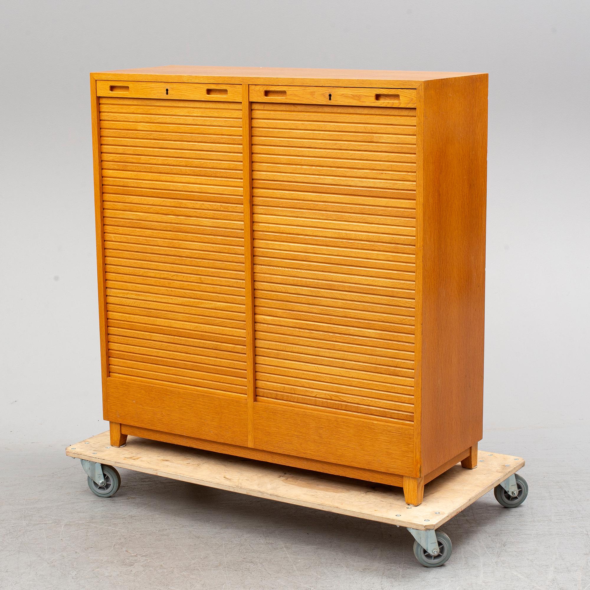 JALUSISKÅP, 1940-tal.