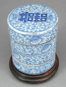 MATBURK, 4 delar, porslin, Kina, Qianlong, 1700-talets slut.