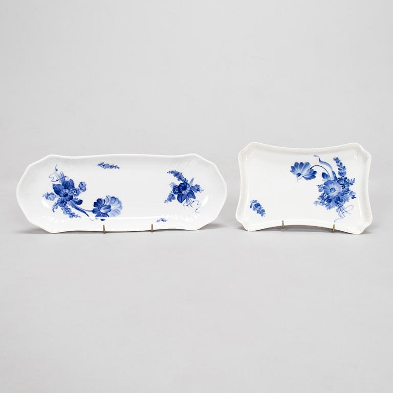 A 66-piece Royal Copenhagen 'Blå Blomst' tableware set, Denmark 1959-61.