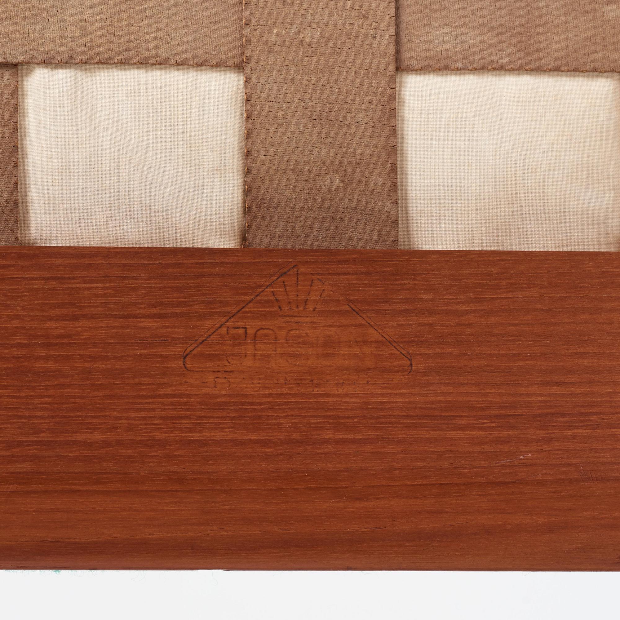 Kurt Østervig, a "Nr 311", daybed, for Jason, Ringsted, Denmark, 1950's.