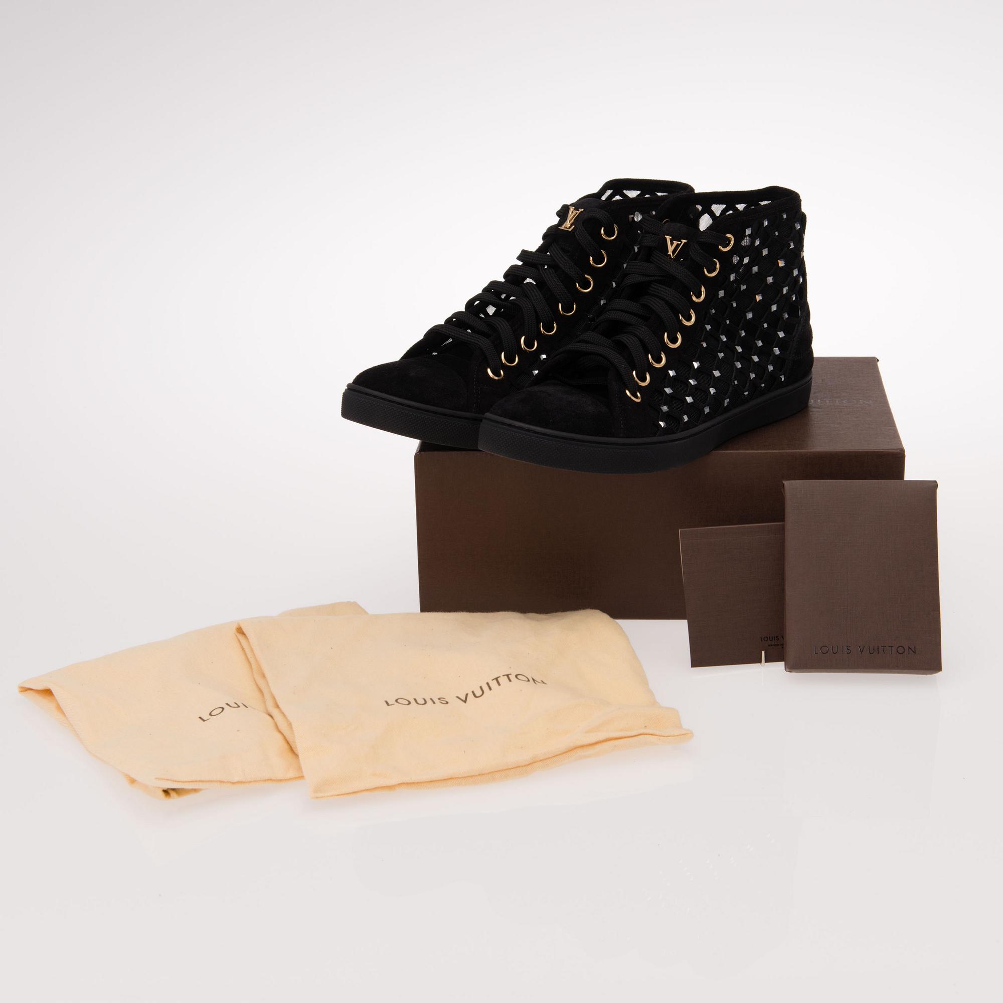 BLACK SUEDE AND MESH PUNCHY SNEAKER BOOT. Bukowskis