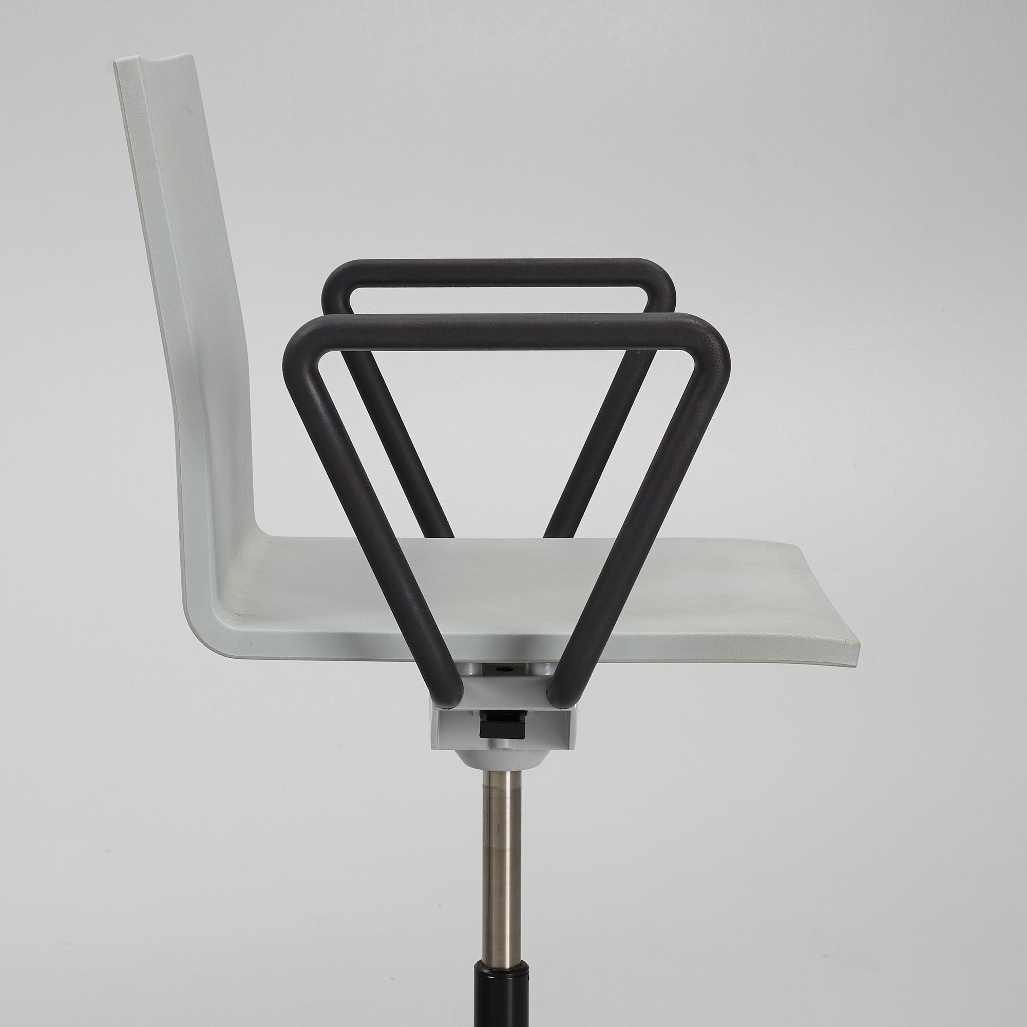 Maarten Van Severen, skrivbordsstolar, 3 st, "Office Chair .04", 3 st, Vitra, 2011-13.