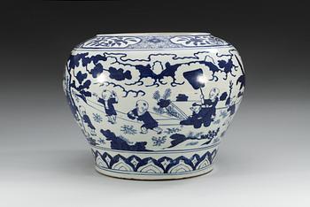 A large blue and white 'boys' jar, Ming dynasty, Jiajing´s six characters mark and of the period (1522-1566).