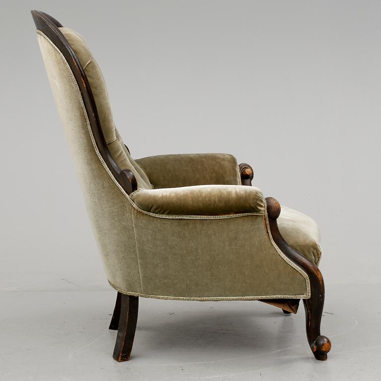 FÅTÖLJ, nyrokoko, sent 1800-tal.