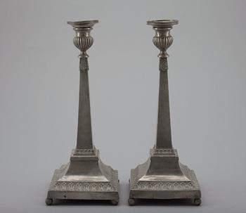 A PAIR OF CANDLESTICKS.