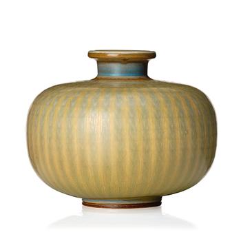 125. Berndt Friberg, a stoneware vase, Gustavsberg studio, Sweden 1967.