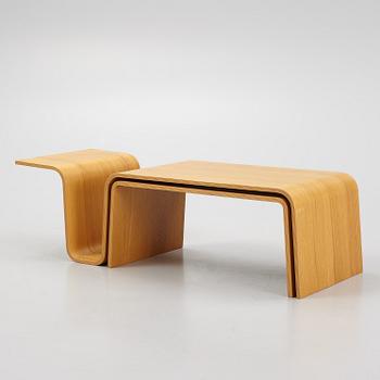 Jonas Ihreborn, coffee table/nesting tables, 2 pieces, "Satellite", 21st century.