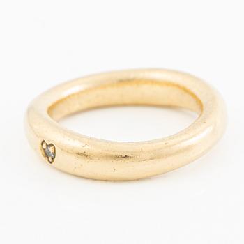 Ole Lynggaard, ring, 18K gold with a brilliant-cut diamond.