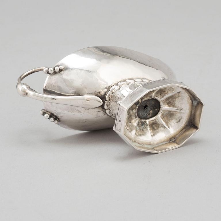 GEORG JENSEN, bordständare/ oljelampa, silver, Danmark, 1919-21, 830/1000 silver.