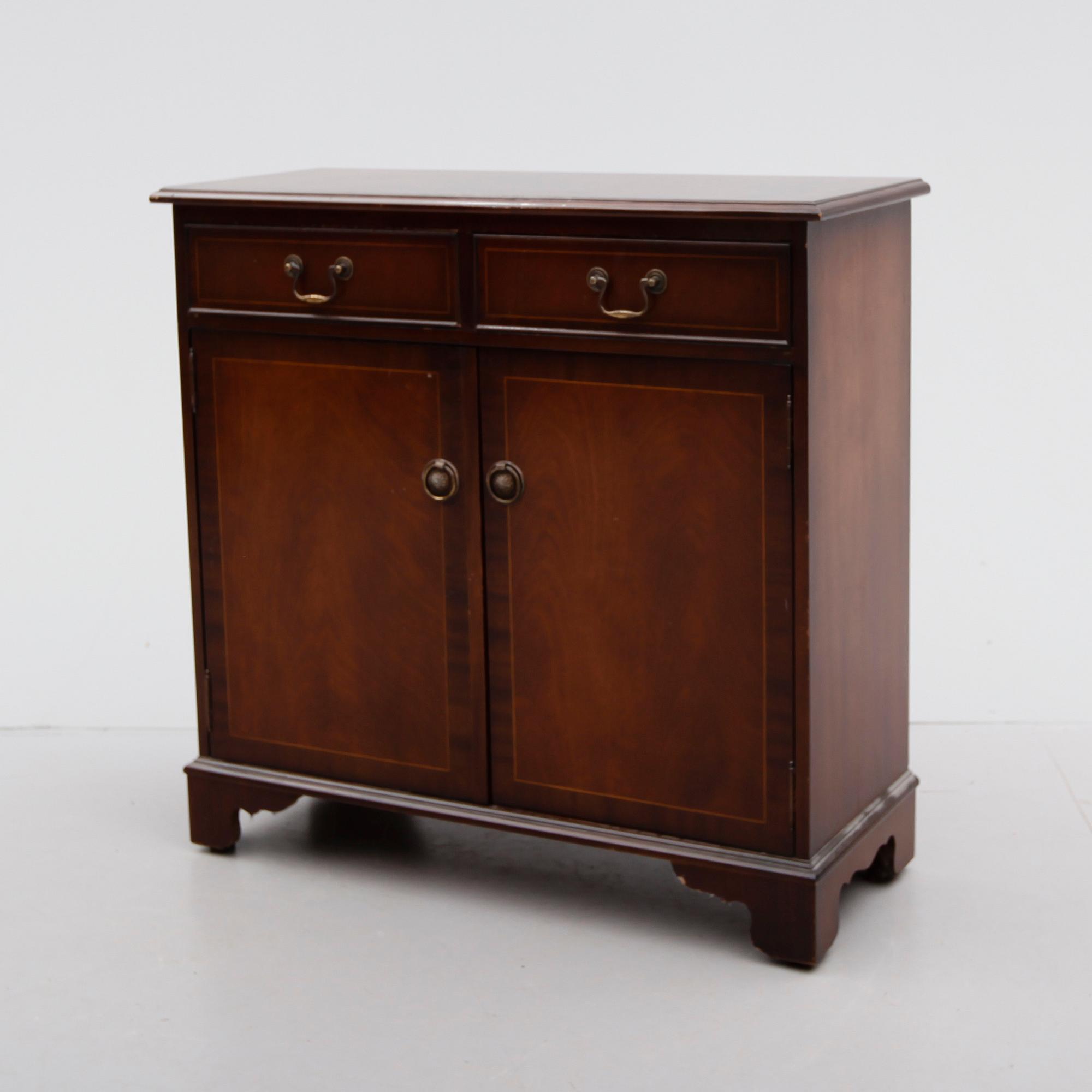 SKÄNK, England, 1900-talets andra hälft.