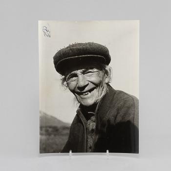 ANNA RIWKIN-BRICK, fotografi, signerat.