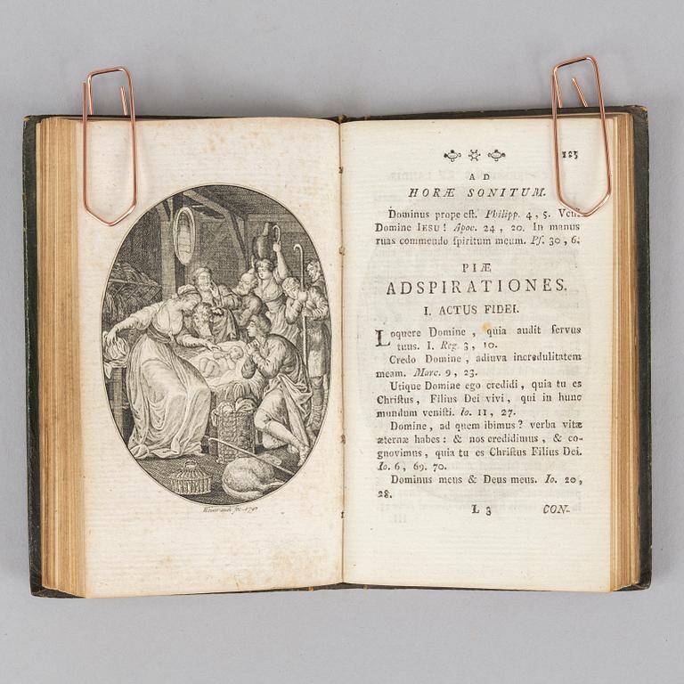 Attractive little bindnings.