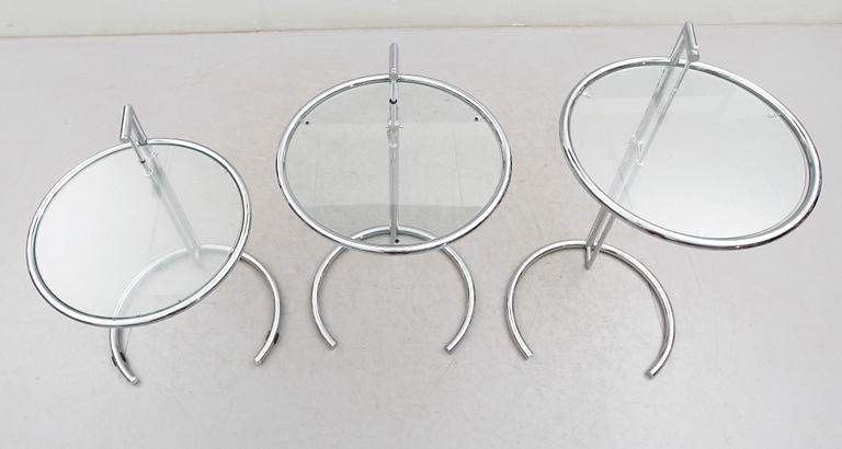 BORD, 3 st (2+1), snarlika modeller, kopior efter Eileen Gray, 1980-tal, Nordiska Galleriet.
