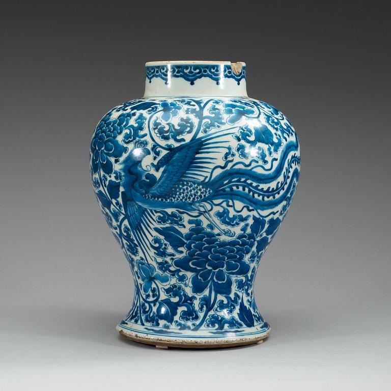 VAS, porslin. Qing dynastin, Kangxi (1662-1722).