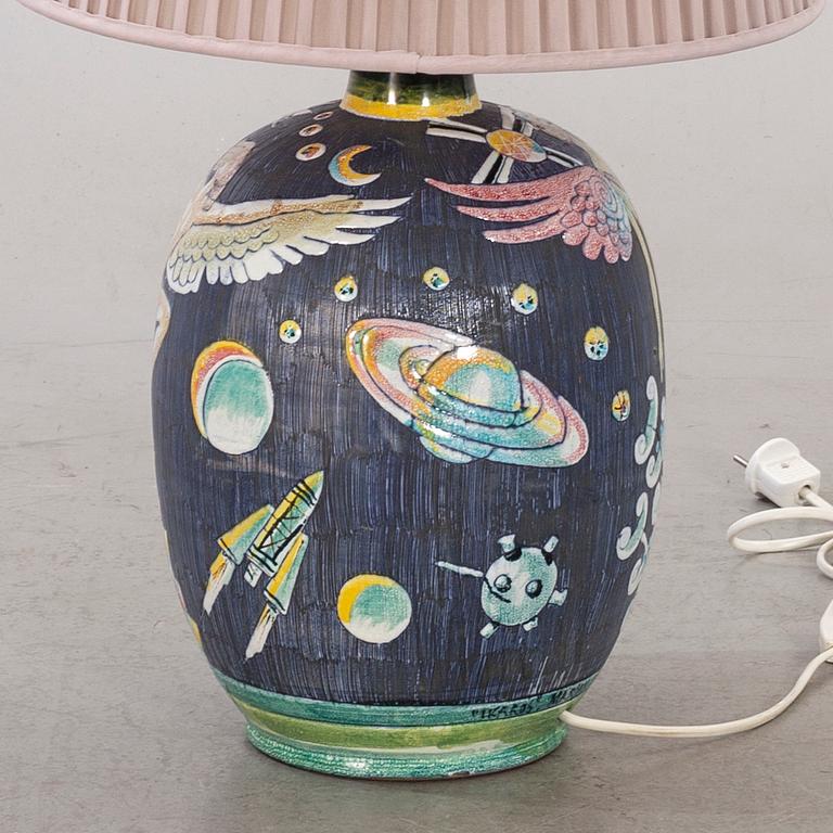 MARIAN ZAWADZKI, bords/golvlampa Tilgmans 1900-talets andra hälft glaserat lergods.