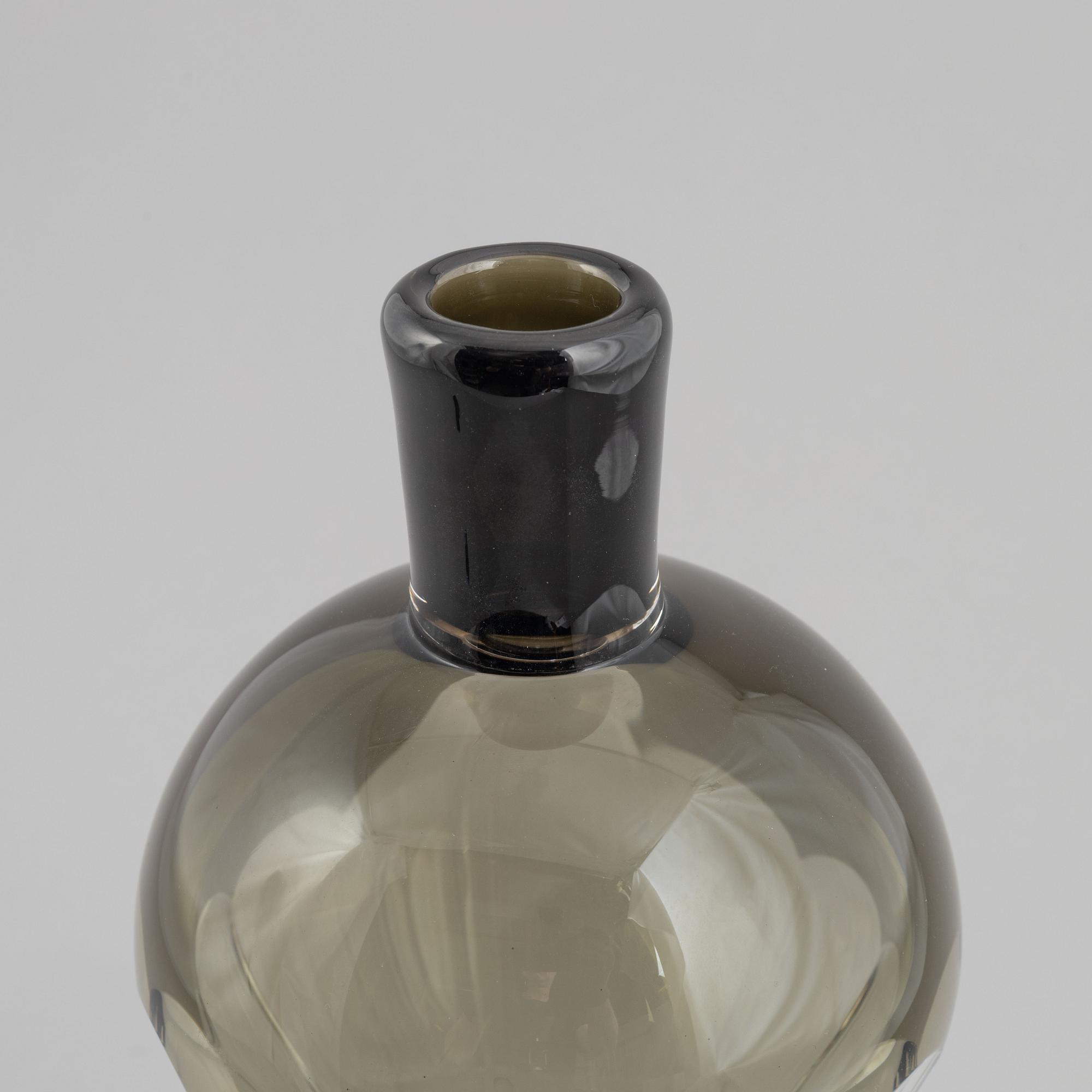 Lena Bergström, a glass vase, Orrefors 1995.