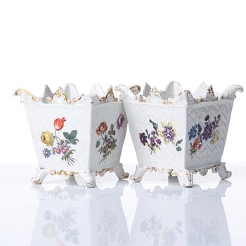 MINIATYRYTTERFODER, porslin. Meissen, 1700-talets mitt.