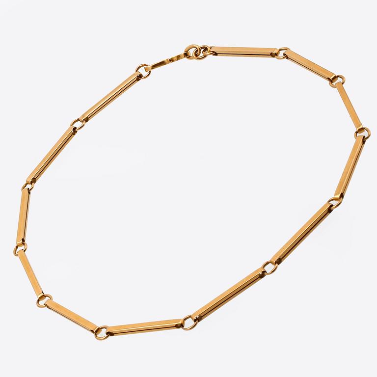 Necklace 18K gold, 26,8 g, approx 39 cm.