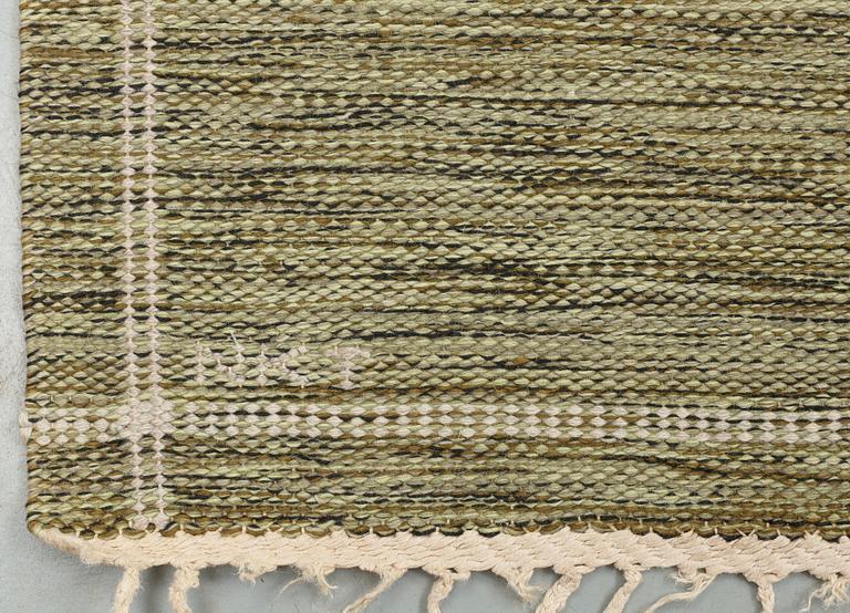 MATTA. Flat weave. 354,5 x 249 cm. Signed NKT.