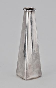 VAS, sterlingsilver, Ingemar Andersson, 1991. Vikt ca 400 gram.