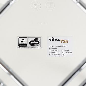 Charles & Ray Eames, karmstolar, 4 st "Plastic Armchair DAR", Vitra, 2018.