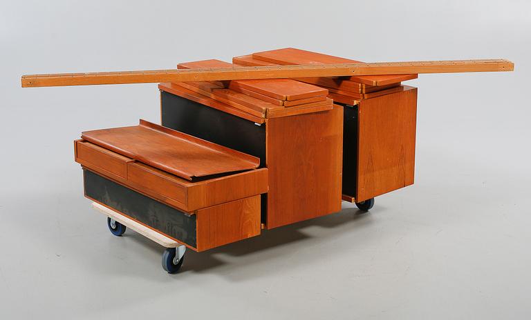 HYLLSYSTEM, "Royal system", Paul Cadovius, Danmark, 1900-talets tredje kvartal.