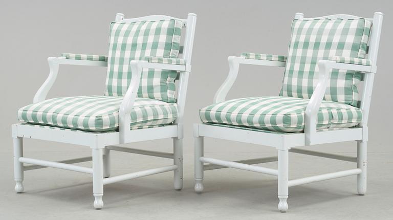 GRIPSHOLMSFÅTÖLJER, ett par, 1900-tal.