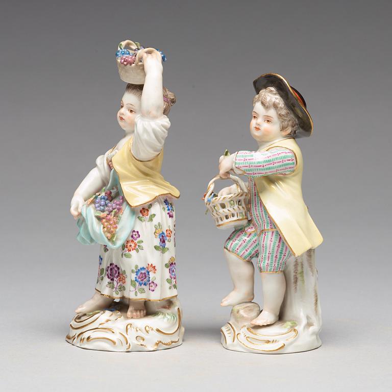 Two Meissen porcelain figurines, 20th Century.