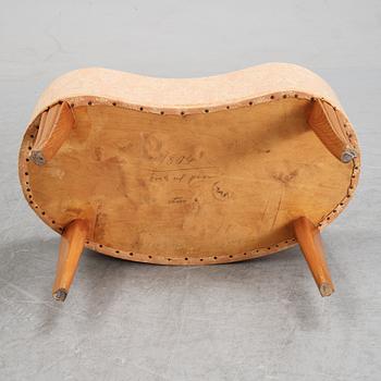 Axel Larsson, attributed to. An elm dressing table and stool, Swedish Modern, Bodafors SMF, 1940's.
