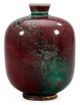 1166. A Berndt Friberg stoneware vase, Gustavsberg studio 1976.