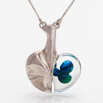 Björn Weckström, A sterling silver and acrylic necklace "Space apple". Lapponia 1978.