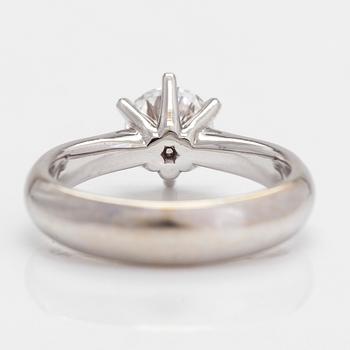 Ring, solitär, 14K vitguld med briljantslipad diamant ca. 0.94 ct.