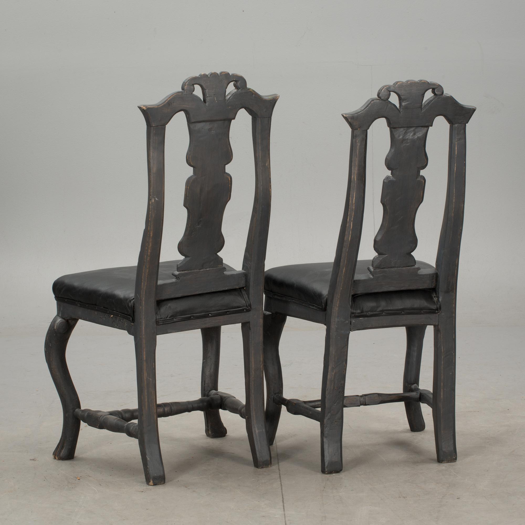 STOLAR, 2 st, en senbarock, en senbarockstil. 1700/1900-tal.