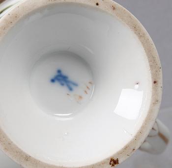 KAFFEKOPP OCH FAT, porslin, Meissen, 1800-tal.