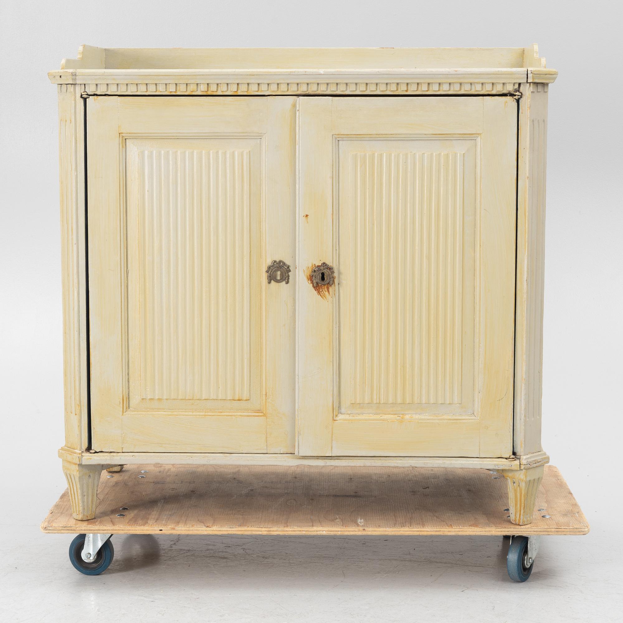 Sideboard, Late Gustavian, first half of the 19th century.