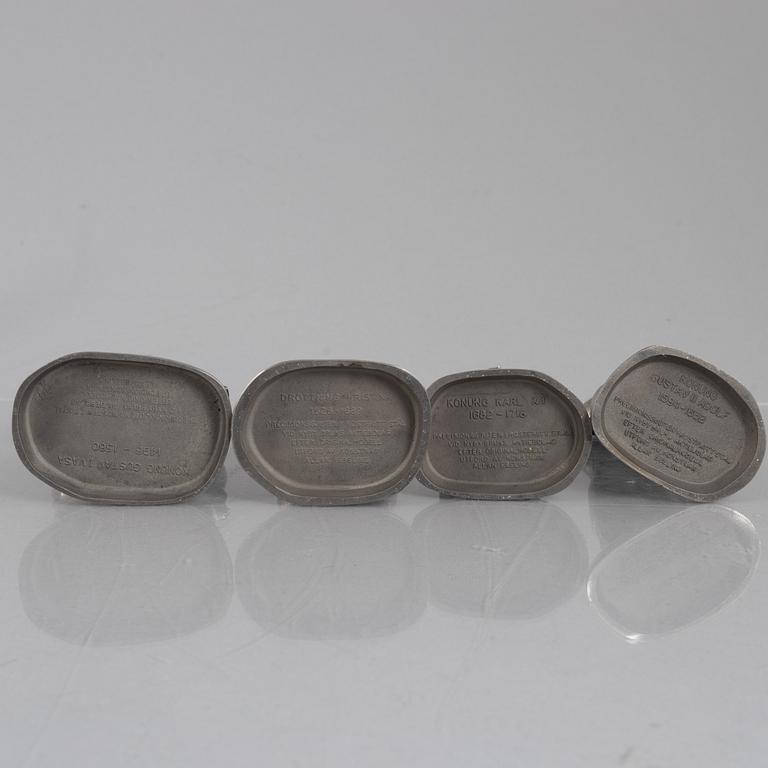 Allan Ebeling, figuriner, 9 st, rostfritt stål, svensk regentlängd, Nyby Bruks AB.