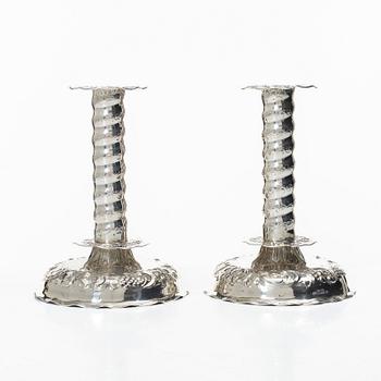 A pair of Swedish silver candelsticks, Baroque style, Silver, Tenn & Silver Ab, Gothenburg 1948.