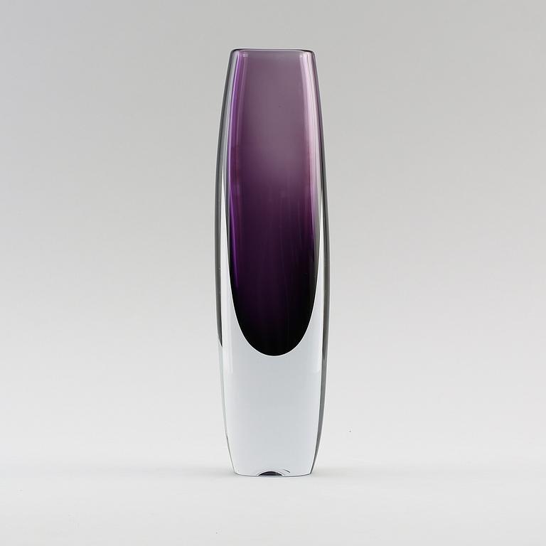 VAS, glas, Strömbergshyttan, 3936, signerad.