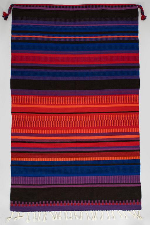 Elsa Montell-Saanio, rana / väggbonad,  "En natt i fjällen"  Finland. Ca 215 x 130 cm.