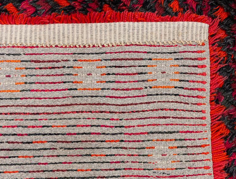 Elsa Gullberg, Attributed, rya. approx. 200 x 120 cm.