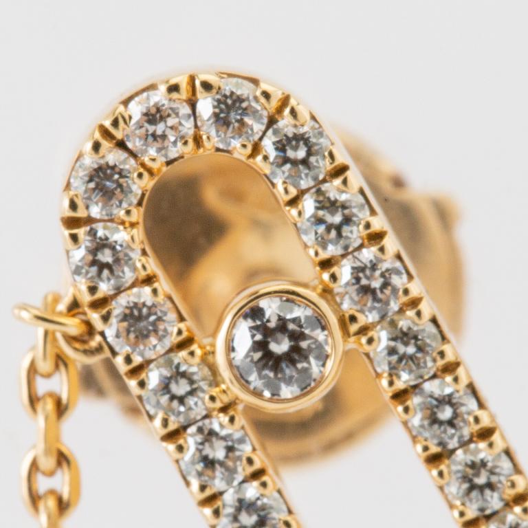 Earrings a pair of "Move Uno Chain and Stud Earrings", Messika.