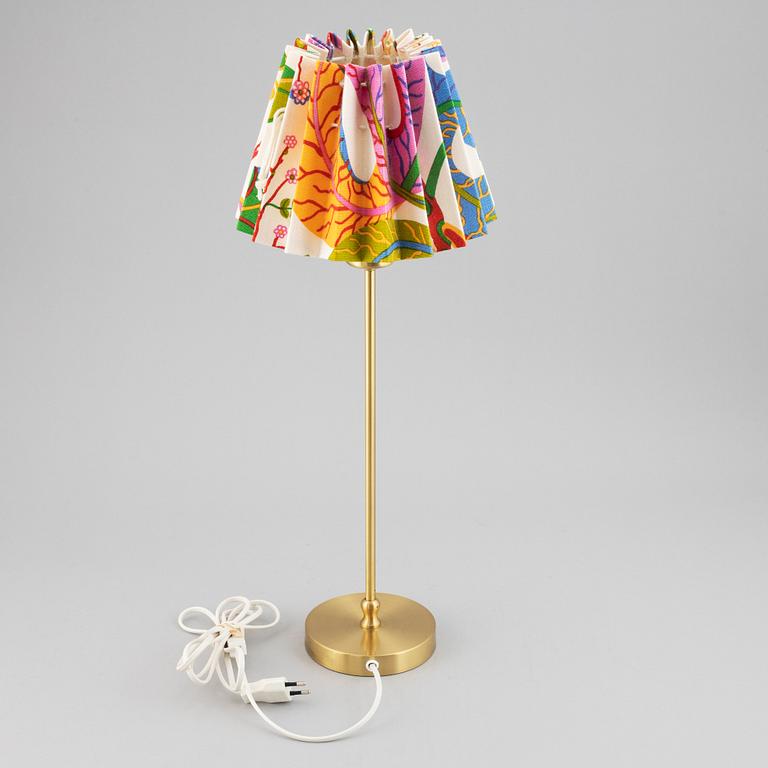 JOSEF FRANK, a brass table lamp, modell 2552, for Firma Svenskt Tenn, Sweden.